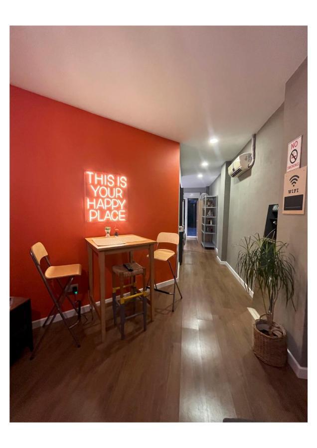 Cosy Flat With A Garden In Central Kadikoy Istanboel Buitenkant foto